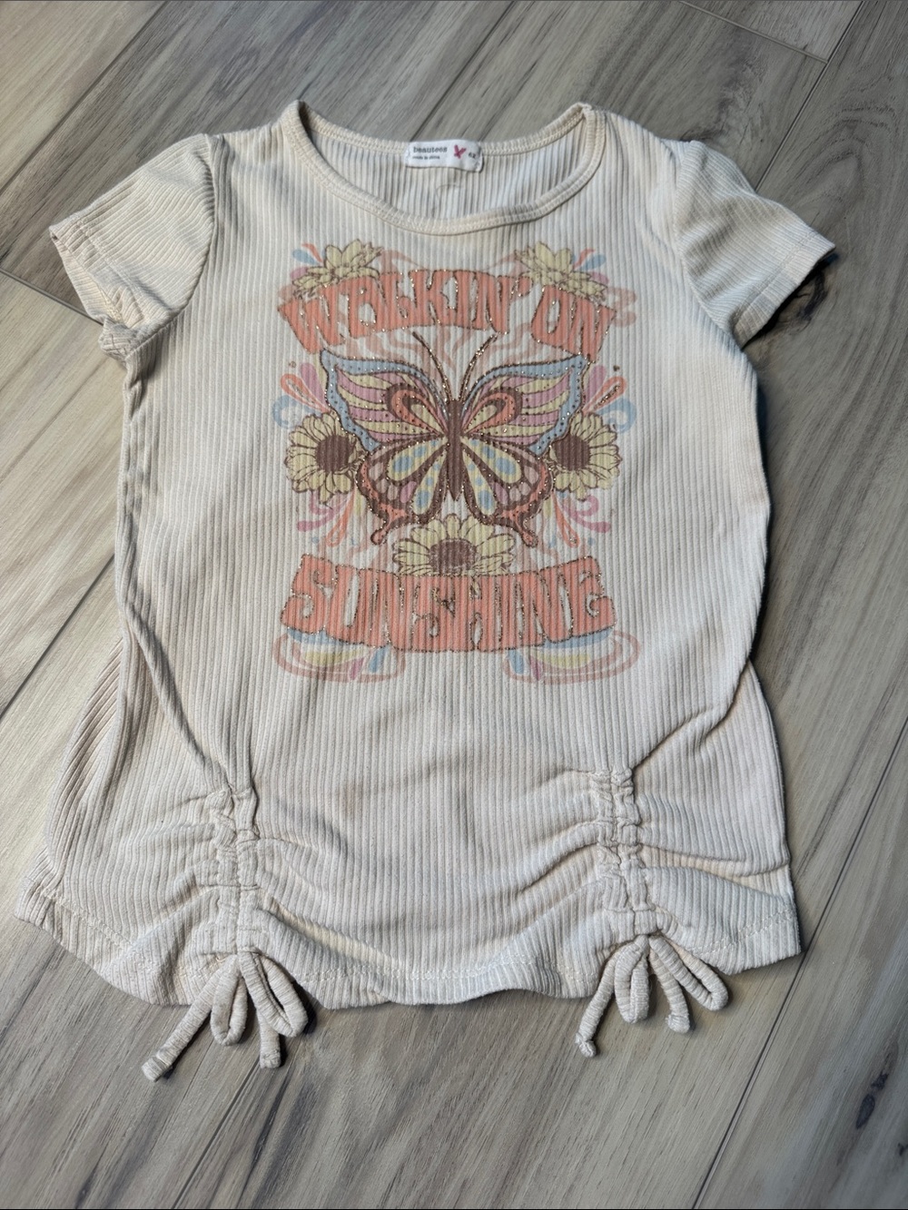 Walkin’ on sunshine T